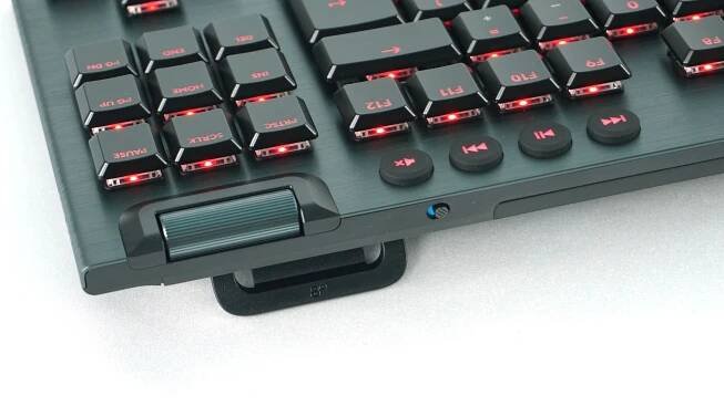 Logitech G915 TKL: najlepšia najmenšia klávesnica na trhu? - HWCooling.net