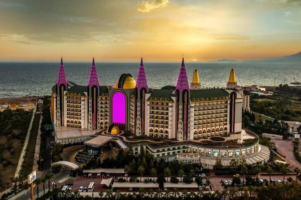 Rezort Delphin Imperial Lara Antalya
