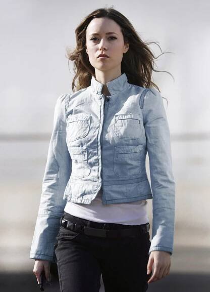 Summer-Glau-Cropped-Sky-Blue-Denim-Jacket-scaled-1.jpg