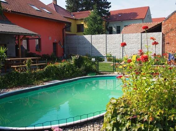 Penzion a restaurace U Hroznu Zahrada penzion U hroznu 2