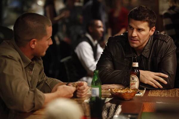 Sběratelé kostí - Bobr a vydra - Z filmu - Brendan Fehr, David Boreanaz