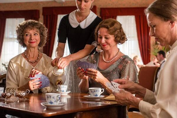 Badehotellet - Amandas gæster - Z filmu - Sonja Oppenhagen, Rosalinde Mynster, Anne Louise Hassing, Birthe Neumann