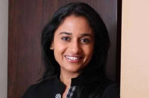 Suhasini Maniratnam Cousin Anu Hasan | Celebrity family wiki