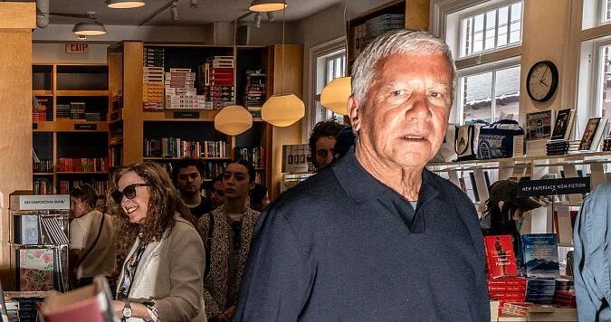 Does Larry Gagosian Like His Bookstore?