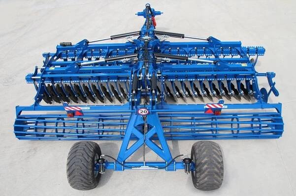 Maszyny Rolmako – interaktywna prezentacja sprzętu | Rolmako Agricultural Machinery 