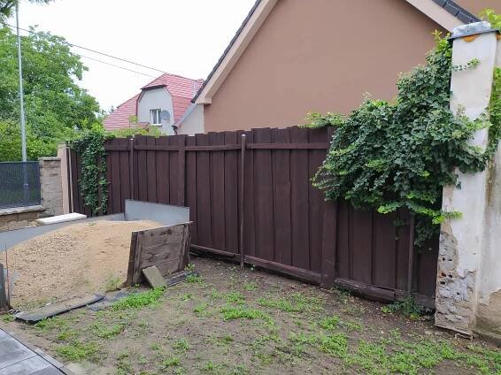 Poptávám: stavbu betonového plotu | ePoptávka.cz