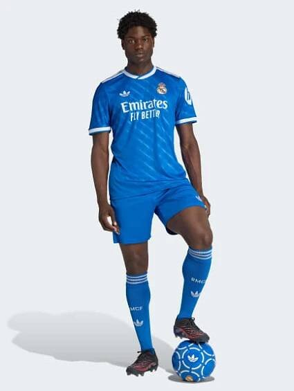 Šortky Real Madrid 25/26 Third