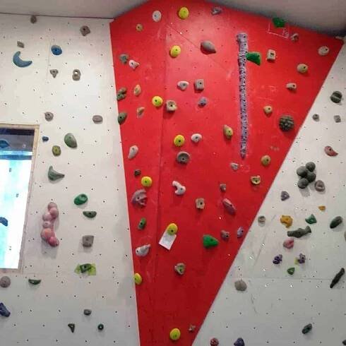 Boulder Bar Točna Jihlava. Bouldering - posilte celé tělo