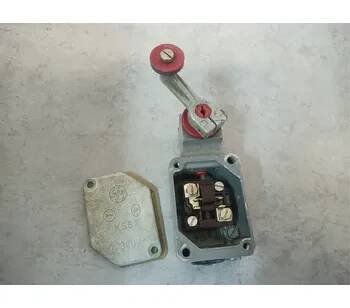 vypínač Elektropřístroj EPM koncový mechanický spínač 2KS6 F11 F20 FK11 FK20 FKR11 FKR02 6A / 380V Varianta: KS6 FKR01 1x NC