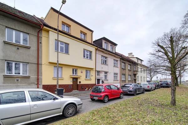 Pronájem Byt 3+1, Na Vršíčkách, Plzeň - Jižní Předměstí