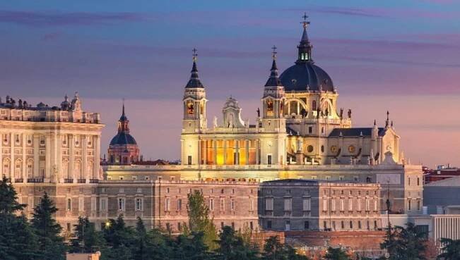 Letecký zájezd do Madridu a Toleda s ubytováním, průvodcem i se snídaní