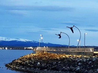 'Morgensport' auf der Uferpromenade in Puerto Natales