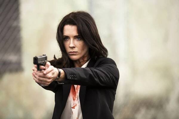 Poslední loď - Vycházející slunce - Z filmu - Bridget Regan
