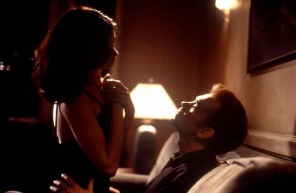 Jade - Z filmu - Linda Fiorentino, David Caruso