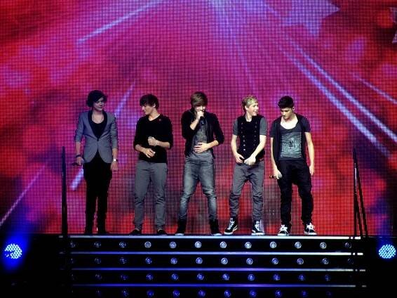Soubor:One Direction X Factor Live Glasgow 2.jpg – Wikipedie