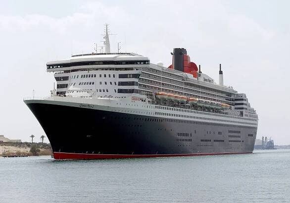 Soubor:Queen Mary 2 (Flickr 3406995992).jpg