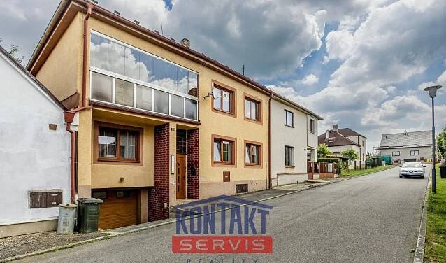 Prodej prostorného rodinného domu 8+2, 196 m2 Mladá Vožice | Reality.iDNES.cz 