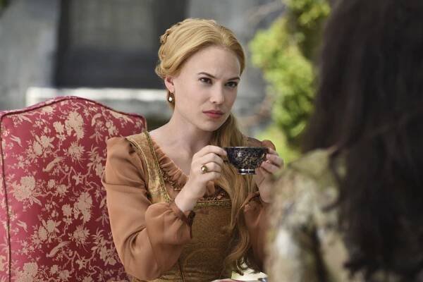 38 Facts About Celina Sinden