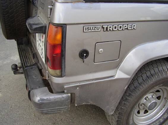 Isuzu Trooper 2.0L | Auto S.V.A.
