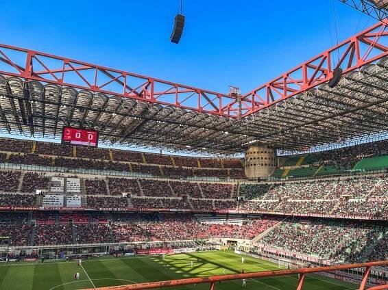 Hommage à San Siro, la Scala del Calcio à Milan - Wanderlust Ale