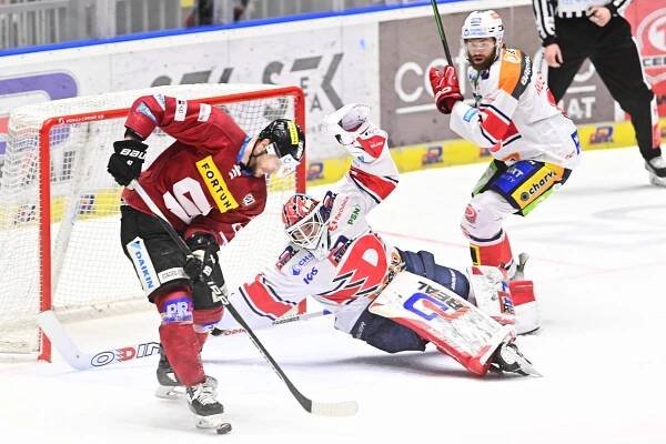 Pardubice - Sparta hokej dnes online live stream ZDARMA