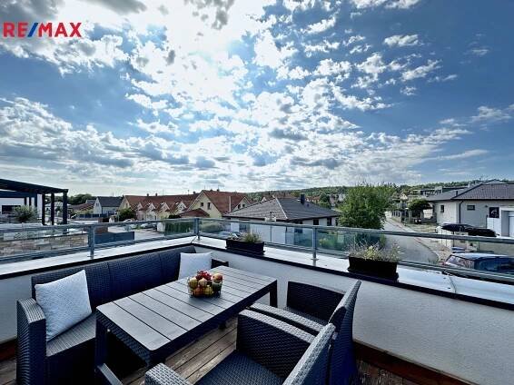 Prodej bytu 3+kk v osobním vlastnictví 93 m², Boršov nad Vltavou | Reality RE/MAX