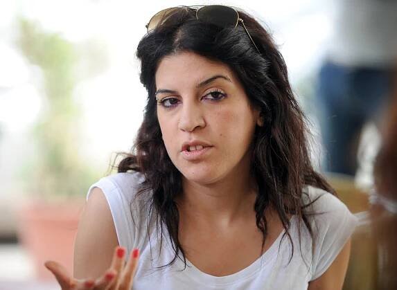 Lina Ben Mhenni, 36, ‘a Tunisian Girl’ Who Confronted Regime, Dies - The New York Times