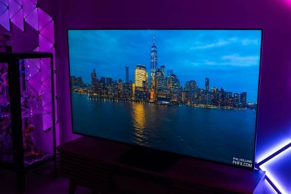 TCL QM7K Review - IGN