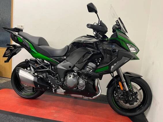Kawasaki Versys 1000 SE,ABS,TOP STAV (2023), 329.000 Kč