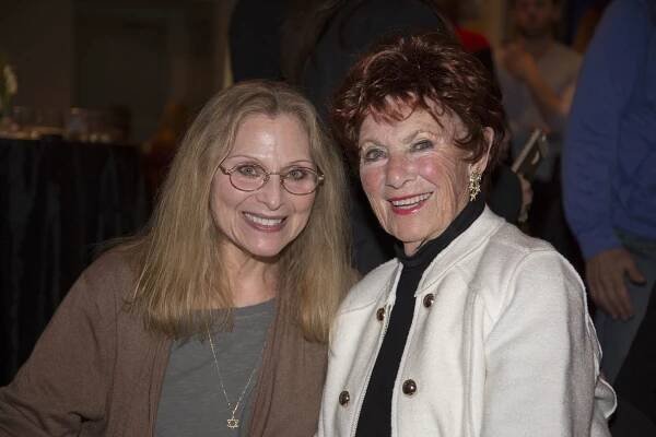 Roslyn Kind and Marion Ross