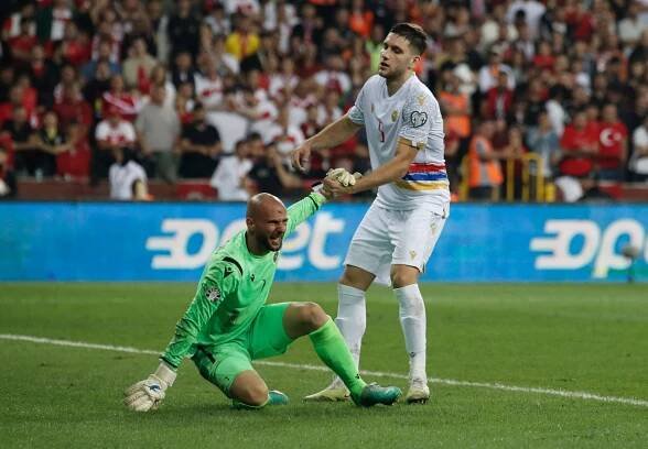 Neuvěřitelný gól v Konferenční lize. Brankář zařídil překvapivou výhru Arménů