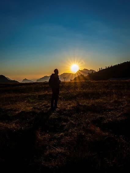 Sonnenaufgangswanderung in die Almenwelt Lofer