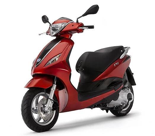 skútr Piaggio Fly 125ie