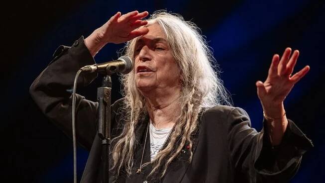 Jeden ze svých největších hitů Because The Night napsala Patti Smith s Brucem Springsteenem. Záznam z úterního koncertu. Foto: Lukáš Bíba