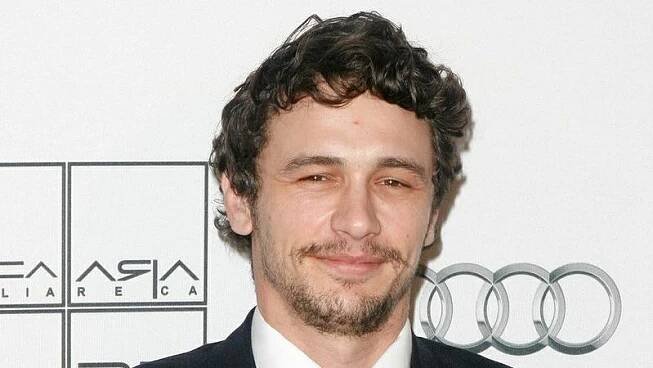 Krasavec James Franco: Gay jsem už od základní školy - Super.cz