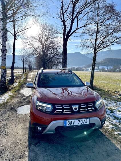 Test Dacia Duster 1.5 dCi 4x4: Dvojitý milionář - Flotila