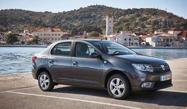 Dacia Logan 2012 - Technický list, testy, výbava, fotografie a ceny