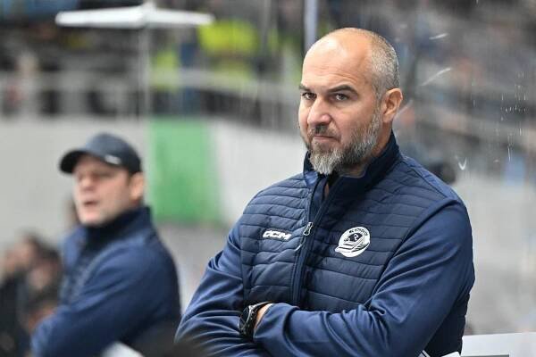 Pavel Trnka skončil na lavičce Vítkovic - Minutové zprávy 