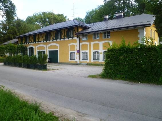 Soubor:Villa Swoboda (Salzburg) - Nebengebäude.jpg – Wikipedie