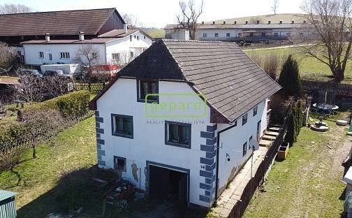 Dům se zahradou v Šebanově u Hořic na Šumavě, Lipensko