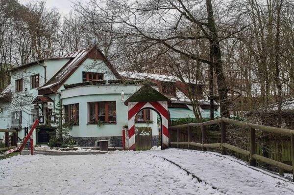 Restaurace Na Tý louce zelený foto 2