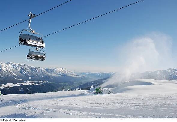 Lyžování Schladming Dachstein 2024/25: zájezdy, ubytování, skipas | NEV-DAMA