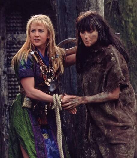 Xena - Zamčení a svázaní - Z filmu - Renée O'Connor, Lucy Lawless