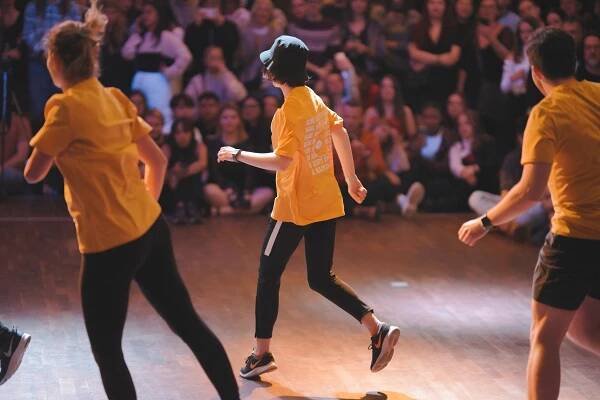 Shuffle dance pro začátečníky Praha, Vinohrady Taneční škola Voila • Firmy.cz