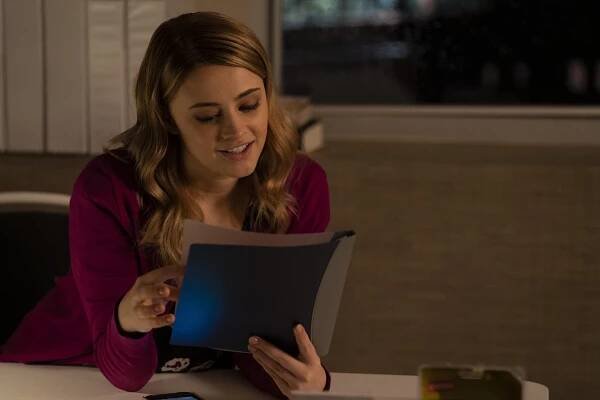 After: Tajemství - Z filmu - Josephine Langford