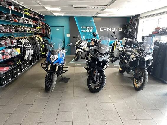 ATVmoto CENTRUM s.r.o. - FOTOGALERIE - Prodejna + servis