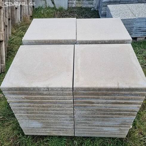VEKOFORMÁT BETONOVÁ DLAŽBA světležlutá50x50x5(2-jk - Přerov - Bazar