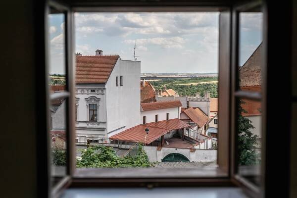 Dvoulůžkový pokoj Deluxe s manželskou postelí a vanou | Hotel Clemar