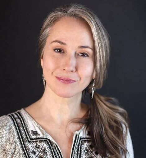 Lora Martinez-Cunningham | o-agency