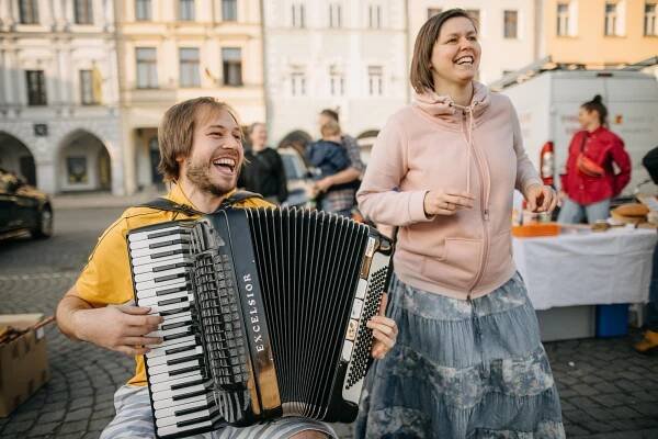 České Budějovice: Evropské hlavní město kultury 2028! Kul.turista centrum Přidejte se k nám na cestu za (PERMA)kulturou.